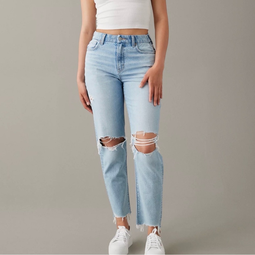 American Eagle Curvy Mom Jean